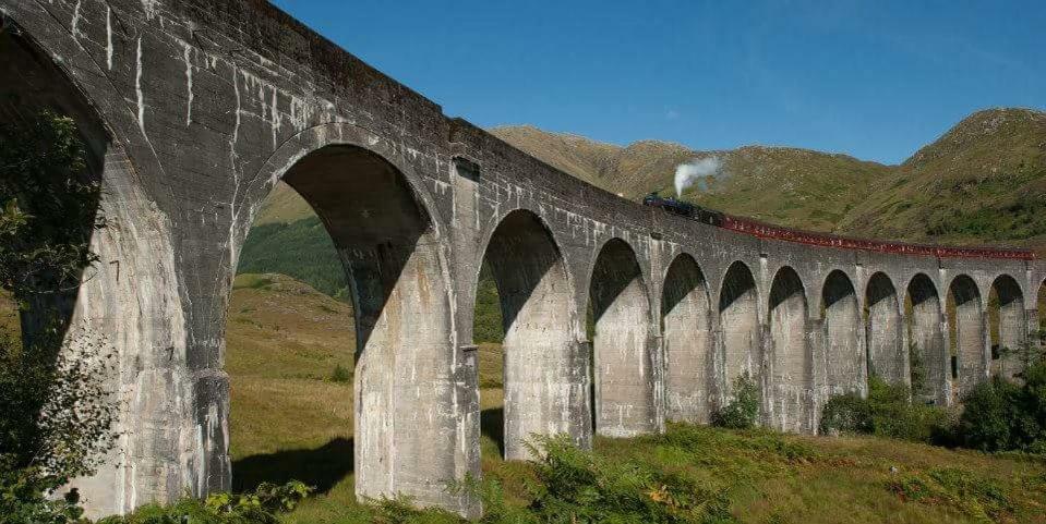 The Armoury Villa Glenfinnan Exterior photo