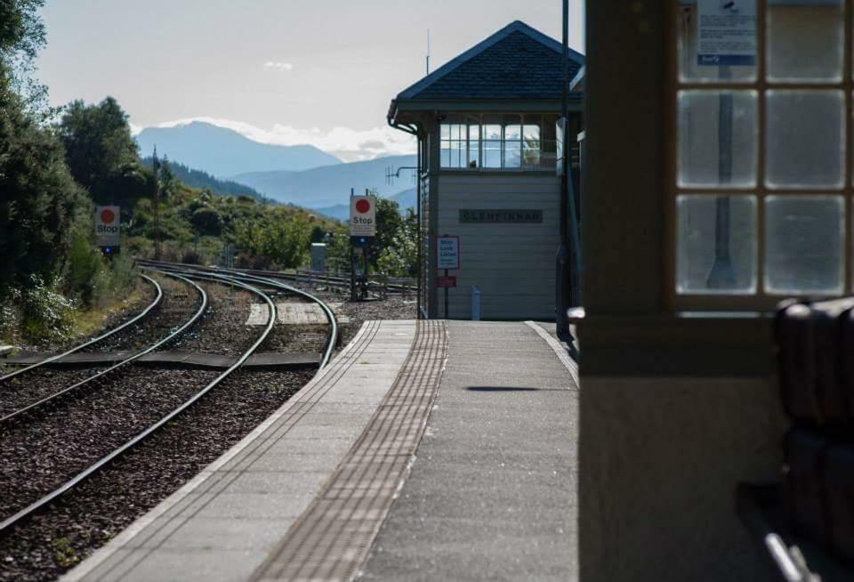 The Armoury Villa Glenfinnan Exterior photo